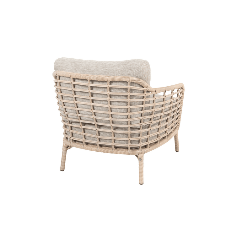 4SO Como Outdoor Lounge Set with Footstool & Finn Teak Tables