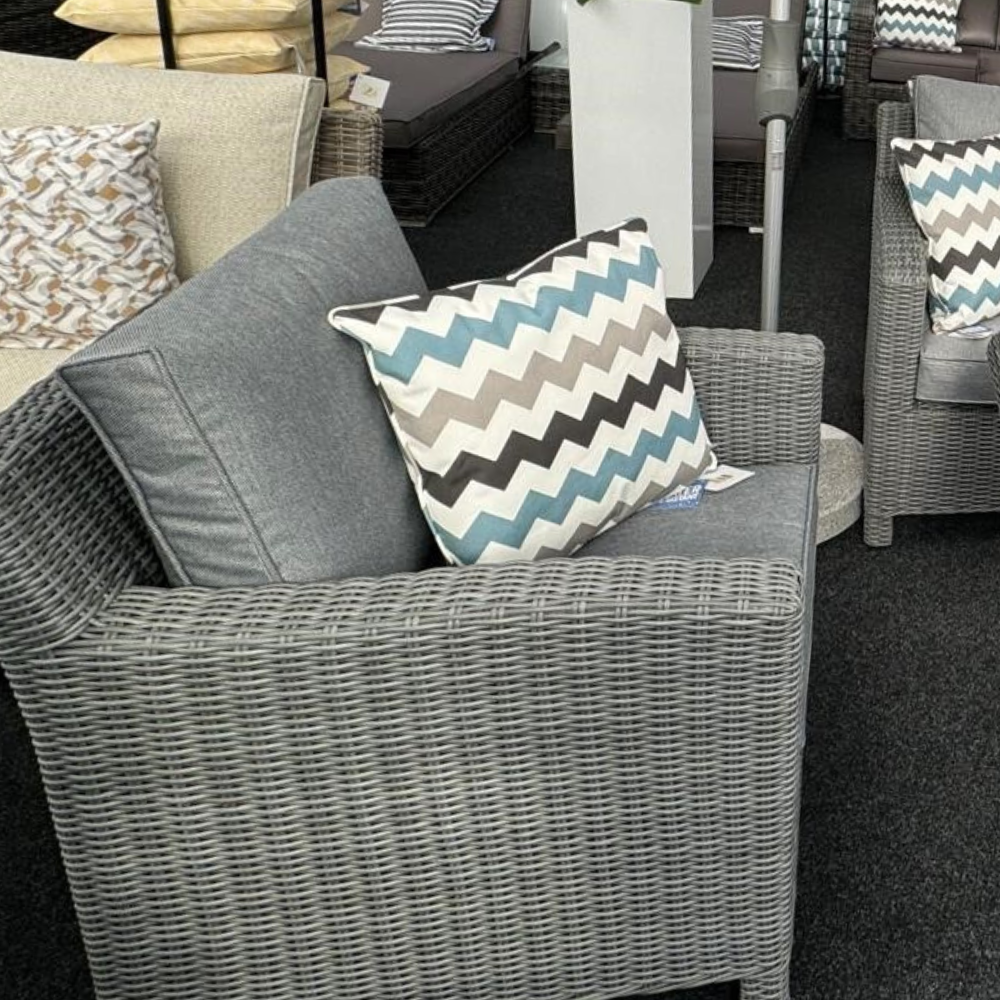 Kensington High 3 Seat Sofa & Armchair Outdoor Dining Set with Stools | Grey | Seats 7