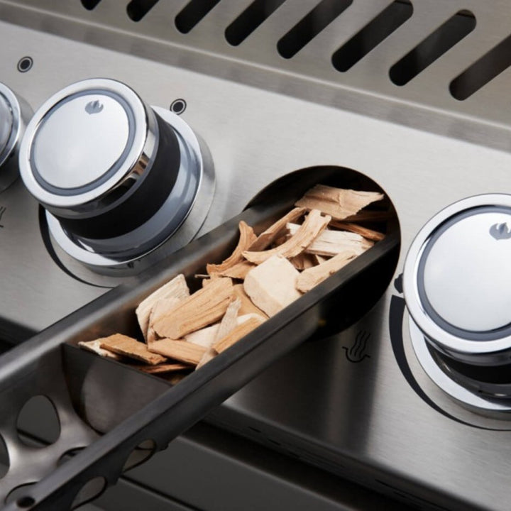 Napoleon Prestige Pro 665 Built-In Grill + FREE cover